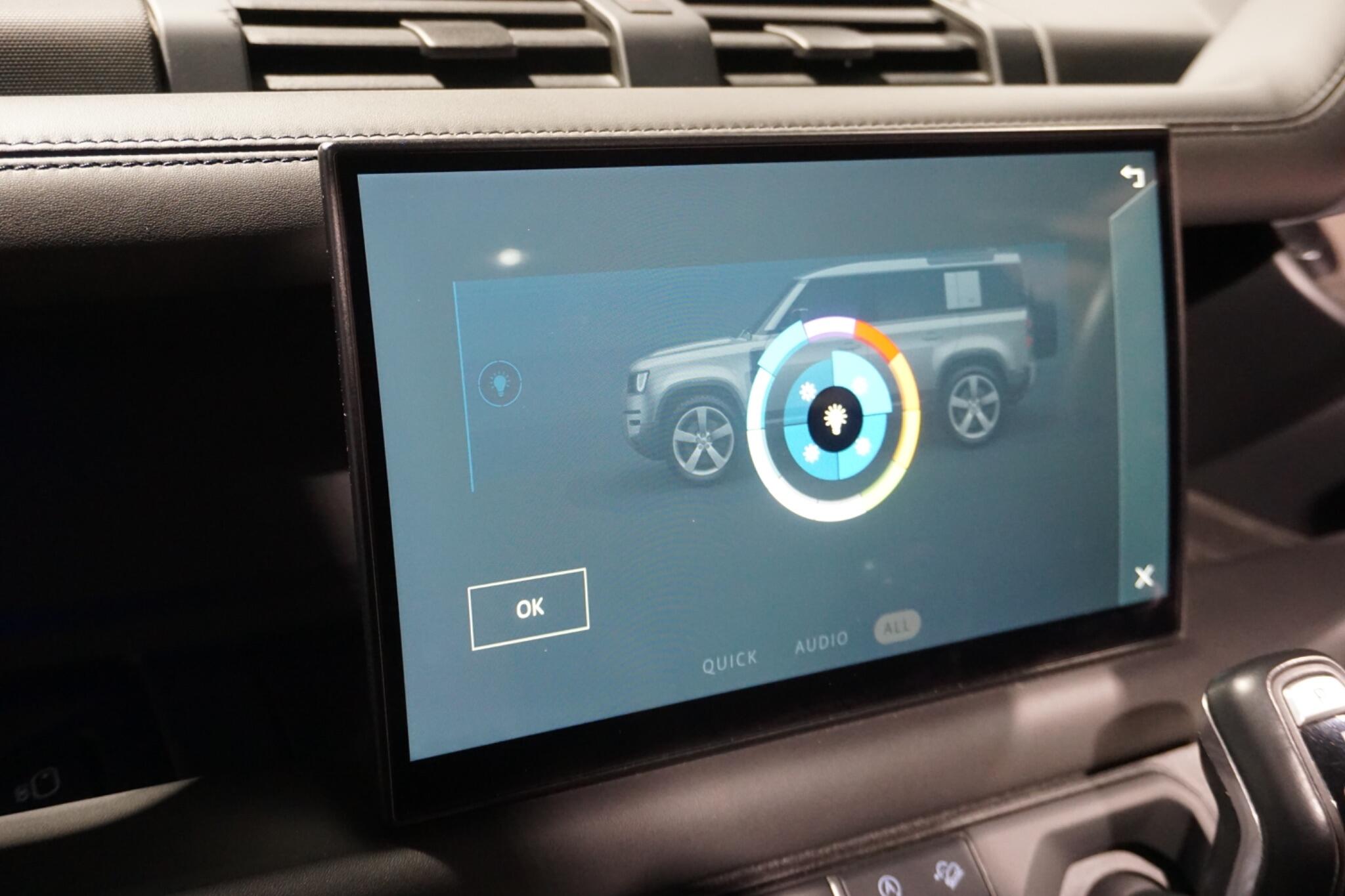 Land Rover Defender 110 3.0 D300 MHEV X-Dynamic HSE SUV 5dr Diesel Auto 4WD Euro 6 (s/s) (300 ps)